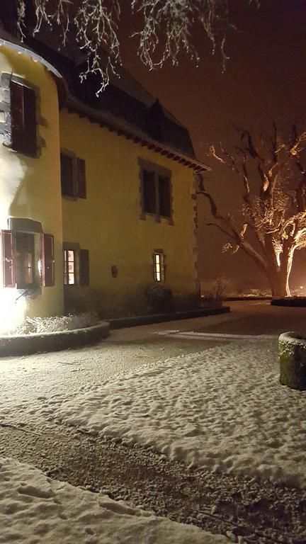 Chateau De Salles Vezac  Exterior photo