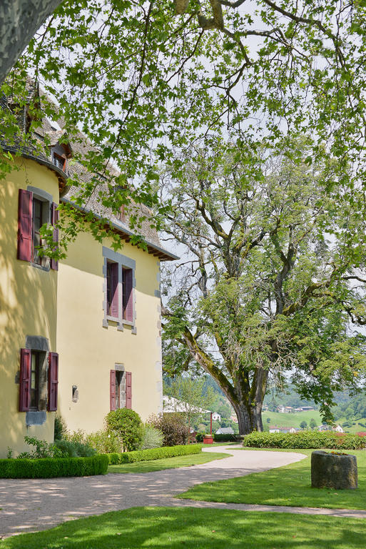Chateau De Salles Vezac  Exterior photo