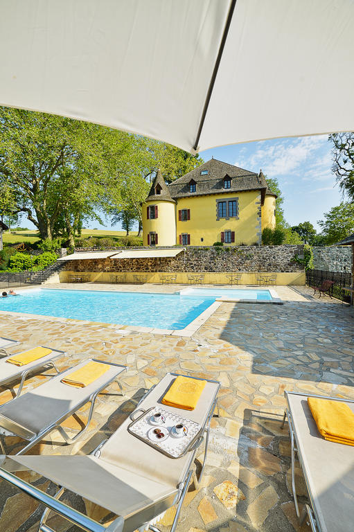 Chateau De Salles Vezac  Exterior photo